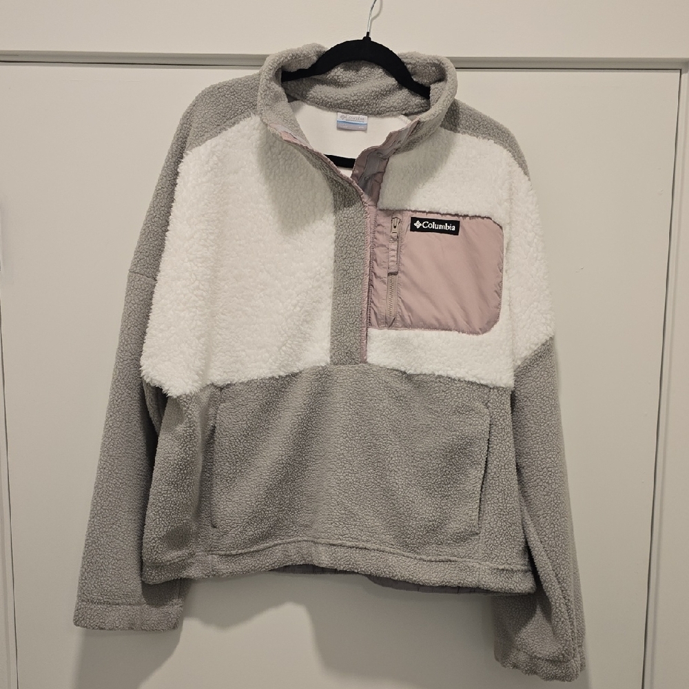 Columbia Two-Tone Fleece Pullover with Pink Accent